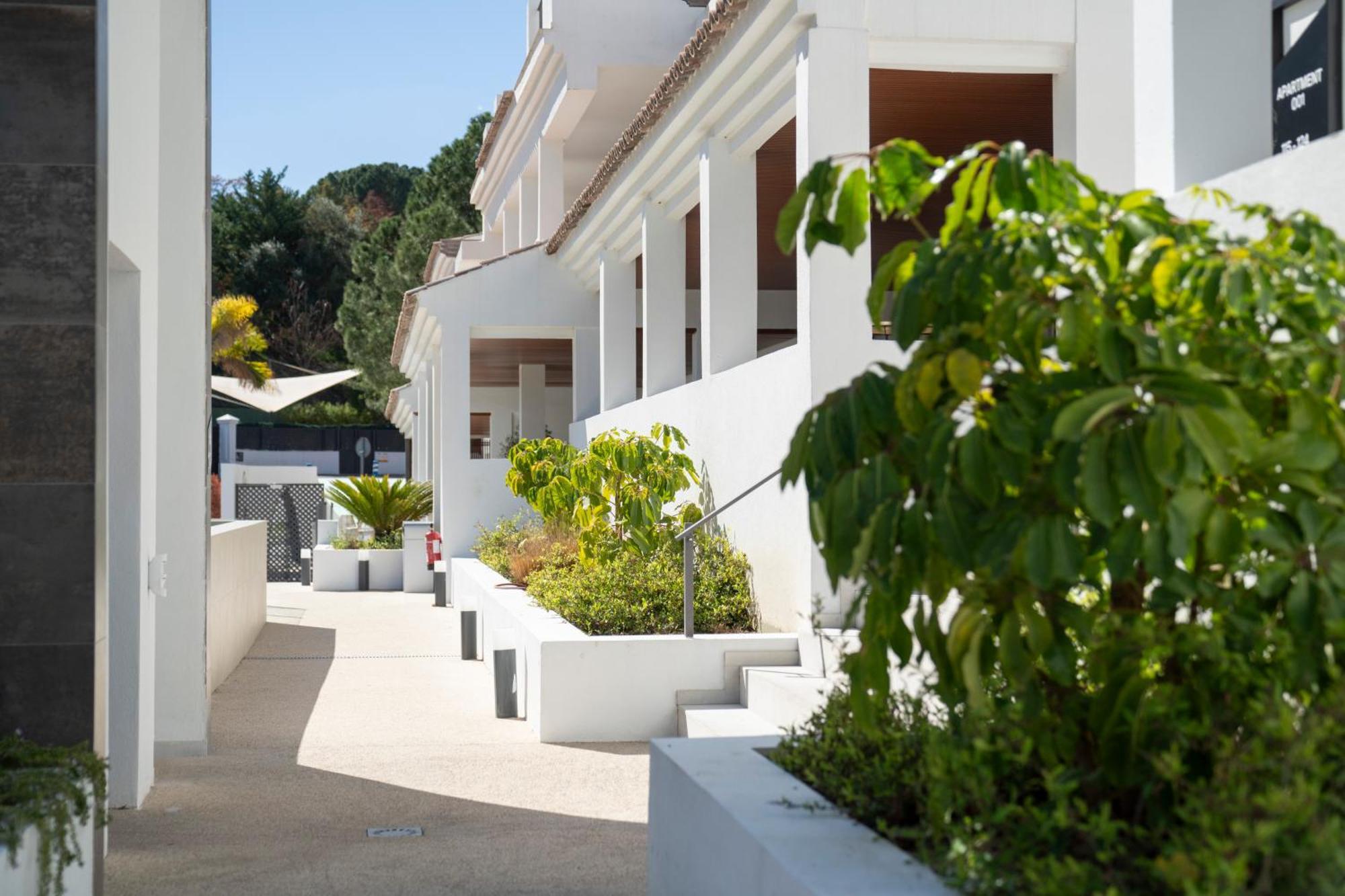 Modernos Cerca De Puerto Banus Apartamento